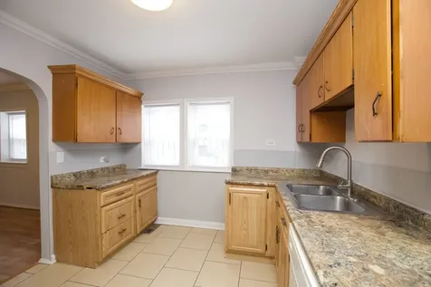 2609 West Thomas Street Chicago IL 60622