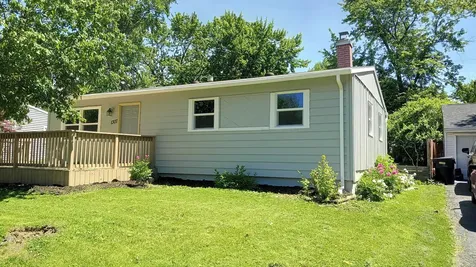 1307 Glenwood Road Bloomington IL 61704