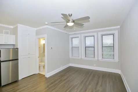 817 West Lakeside Place Chicago IL 60640