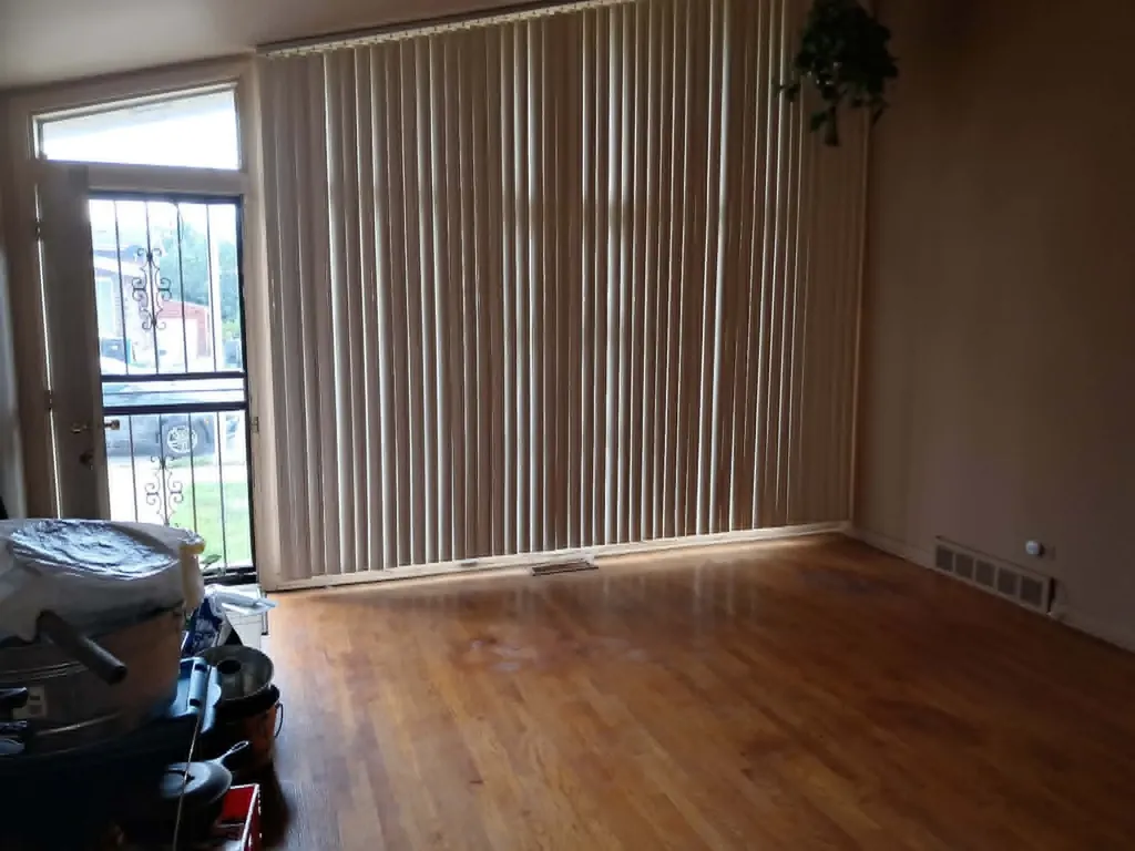 1236 East 85th Street Chicago IL 60619