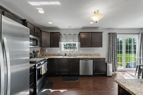 1402 Railside Drive Gibson City IL 60936