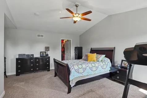1402 Railside Drive Gibson City IL 60936