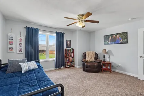 1402 Railside Drive Gibson City IL 60936