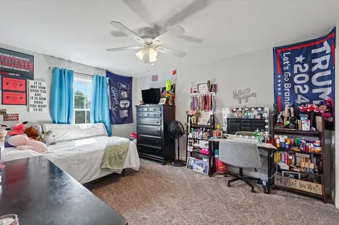 1402 Railside Drive Gibson City IL 60936
