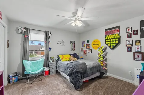 1402 Railside Drive Gibson City IL 60936