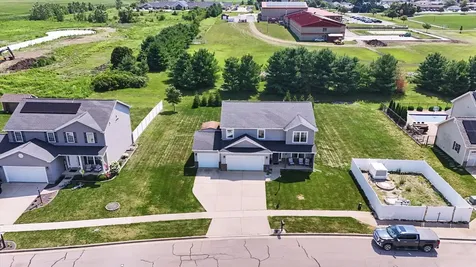 1402 Railside Drive Gibson City IL 60936