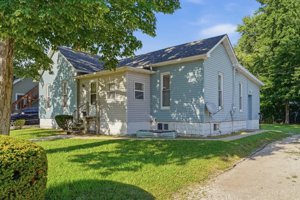 608 Avenue E Sterling IL 61081