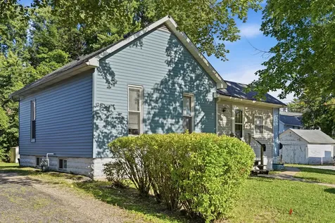 608 Avenue E Sterling IL 61081