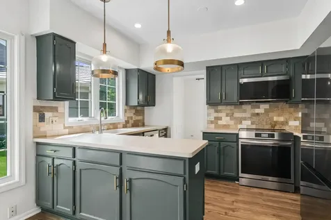 1422 James Court Libertyville IL 60048