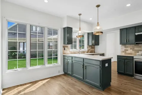1422 James Court Libertyville IL 60048