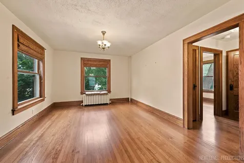 4N768 Old La Fox Road St. Charles IL 60175