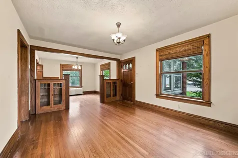 4N768 Old La Fox Road St. Charles IL 60175