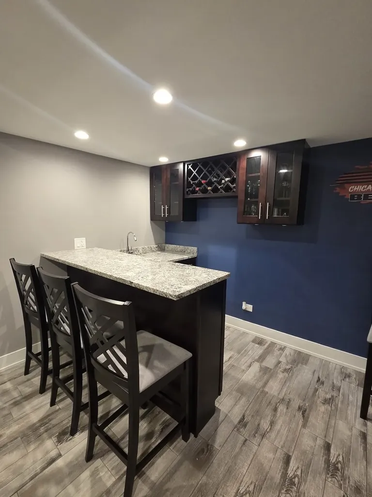 5537 South Massasoit Avenue Chicago IL 60638