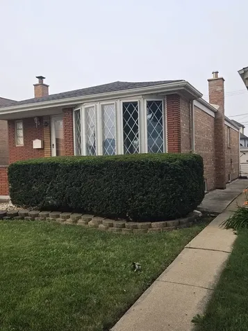 5537 South Massasoit Avenue Chicago IL 60638