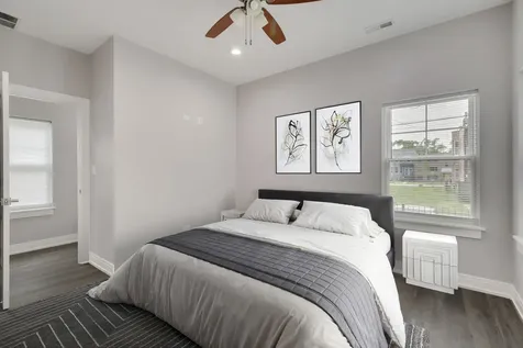 6418 South Champlain Avenue Chicago IL 60637