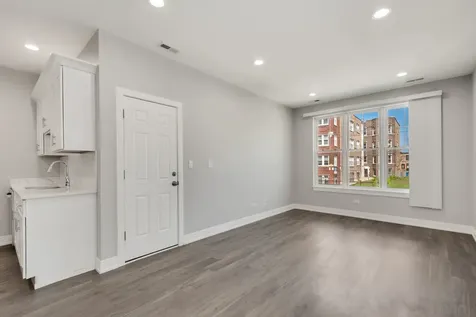 6418 South Champlain Avenue Chicago IL 60637