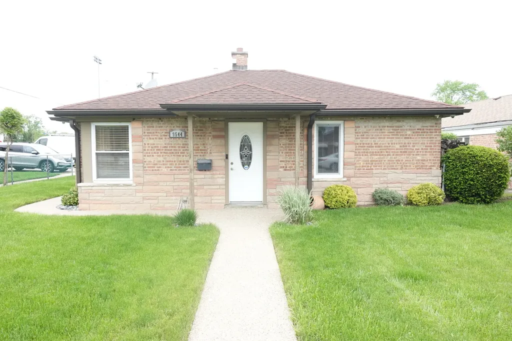 9544 Nerbonne Avenue Franklin Park IL 60131