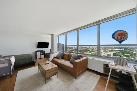 3550 North Lake Shore Drive Chicago IL 60657