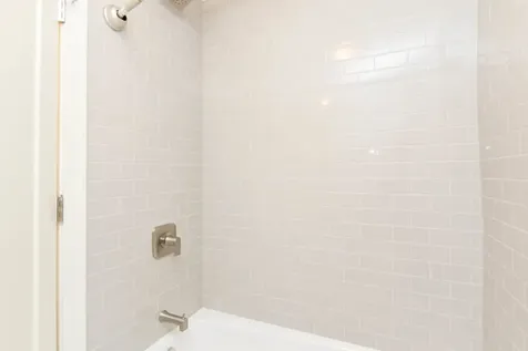 640 West Wrightwood Avenue Chicago IL 60614