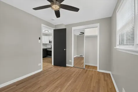 8603 South Exchange Avenue Chicago IL 60617