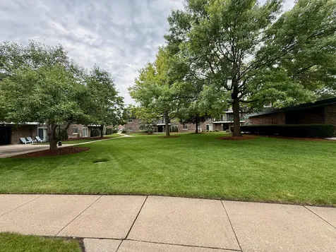3851 North Parkway Drive Northbrook IL 60062