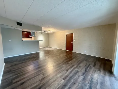 3851 North Parkway Drive Northbrook IL 60062