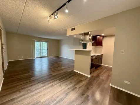 3851 North Parkway Drive Northbrook IL 60062