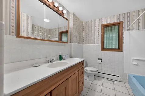 1111 Loren Drive Dekalb IL 60115