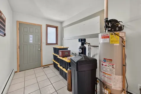 1111 Loren Drive Dekalb IL 60115