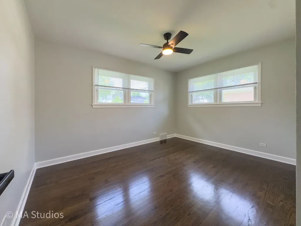 4256 Golf Road Skokie IL 60076