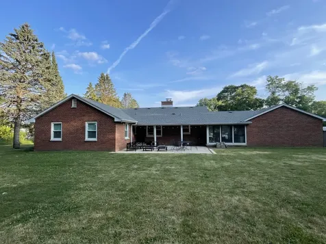 10738 9TH Street Winthrop Harbor IL 60096