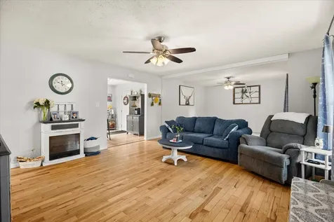 1837 South Jacobs Street Streator IL 61364