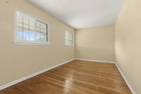 1403 Comanche Drive Rockford IL 61107