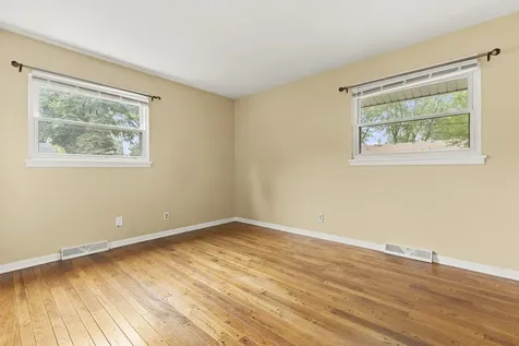 1403 Comanche Drive Rockford IL 61107