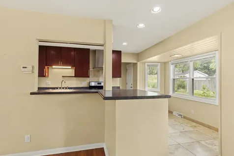 1403 Comanche Drive Rockford IL 61107