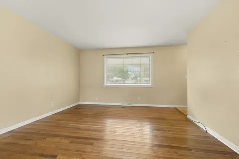1403 Comanche Drive Rockford IL 61107