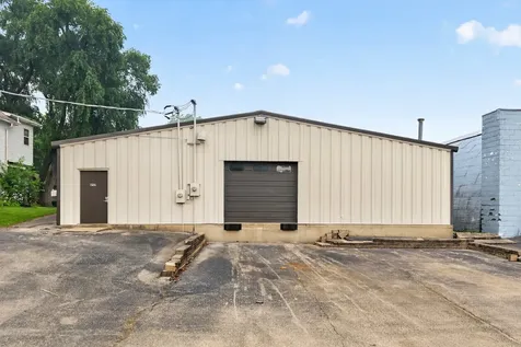 337 North Locust Street Sycamore IL 60178