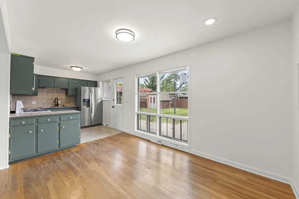 248 East Wrightwood Avenue Addison IL 60101