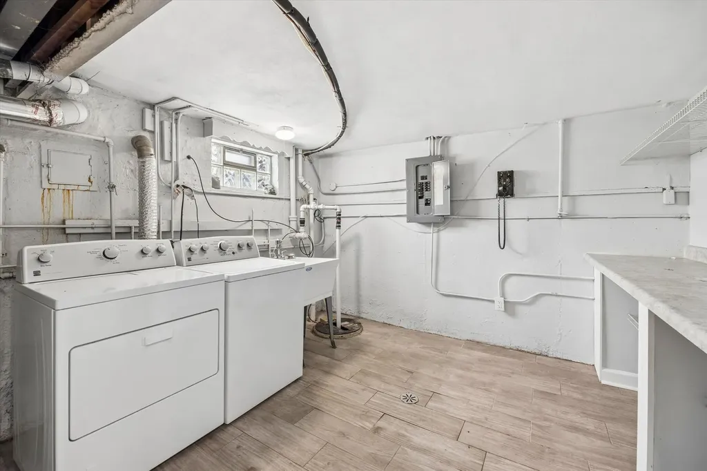 5153 South Oak Park Avenue Chicago IL 60638