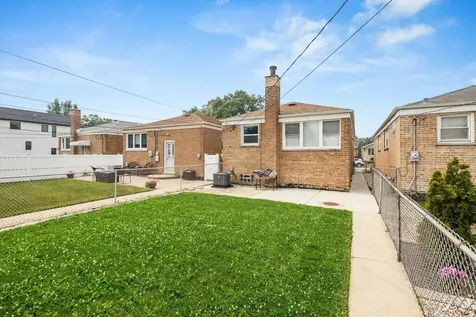 5153 South Oak Park Avenue Chicago IL 60638