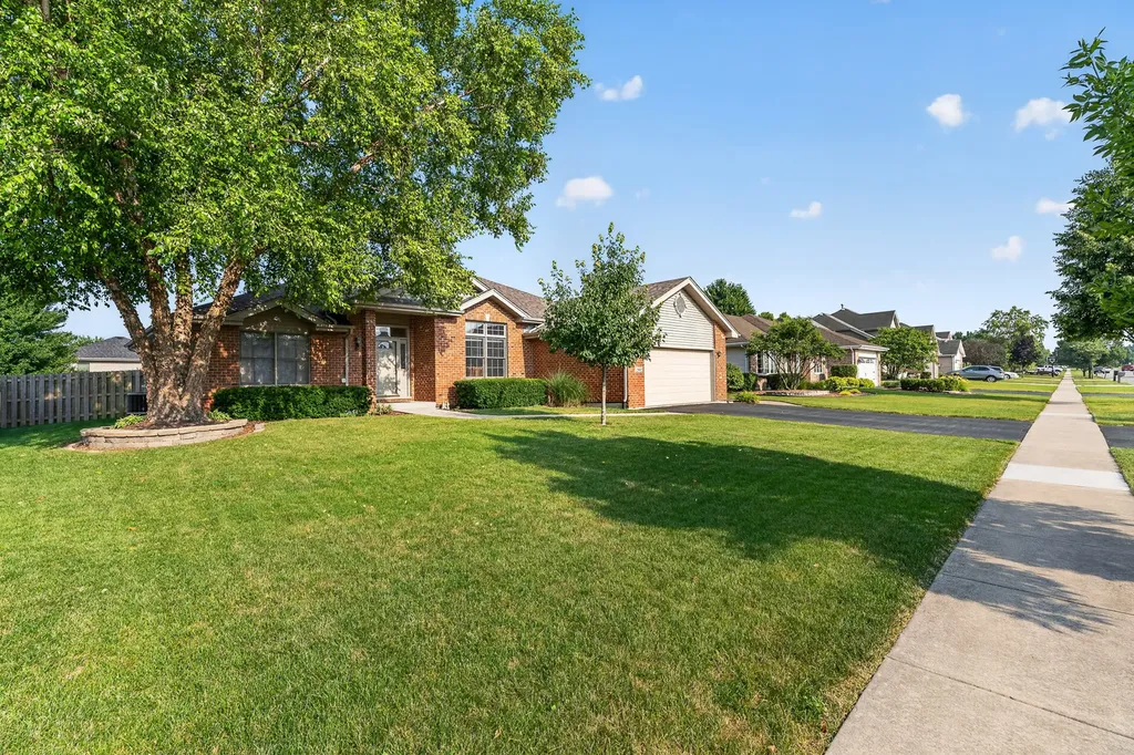 2592 Molly Court New Lenox IL 60451