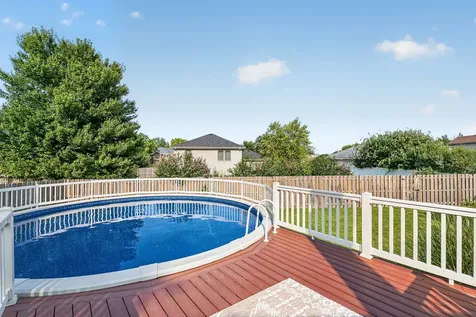 2592 Molly Court New Lenox IL 60451