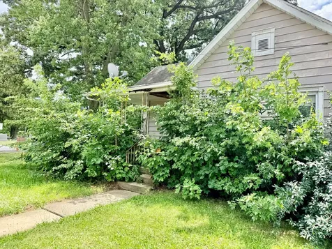 214 East Reynolds Street Pontiac IL 61764