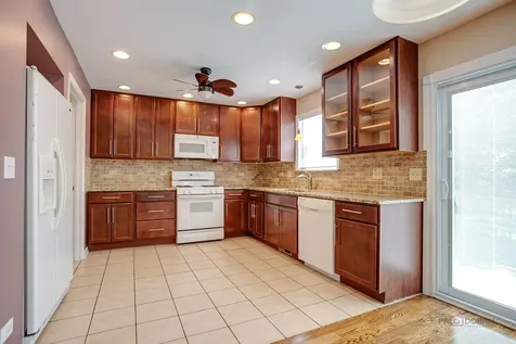 2382 North Quaker Hollow Lane Round Lake Beach IL 60073