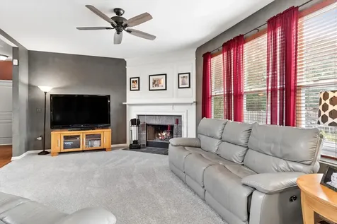 223 Clubhouse Street Bolingbrook IL 60490