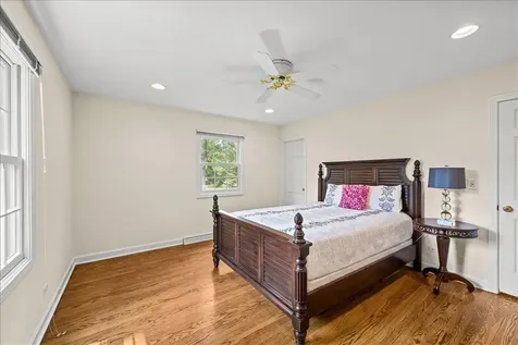 455 Rockefeller Road Lake Forest IL 60045