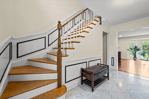 455 Rockefeller Road Lake Forest IL 60045