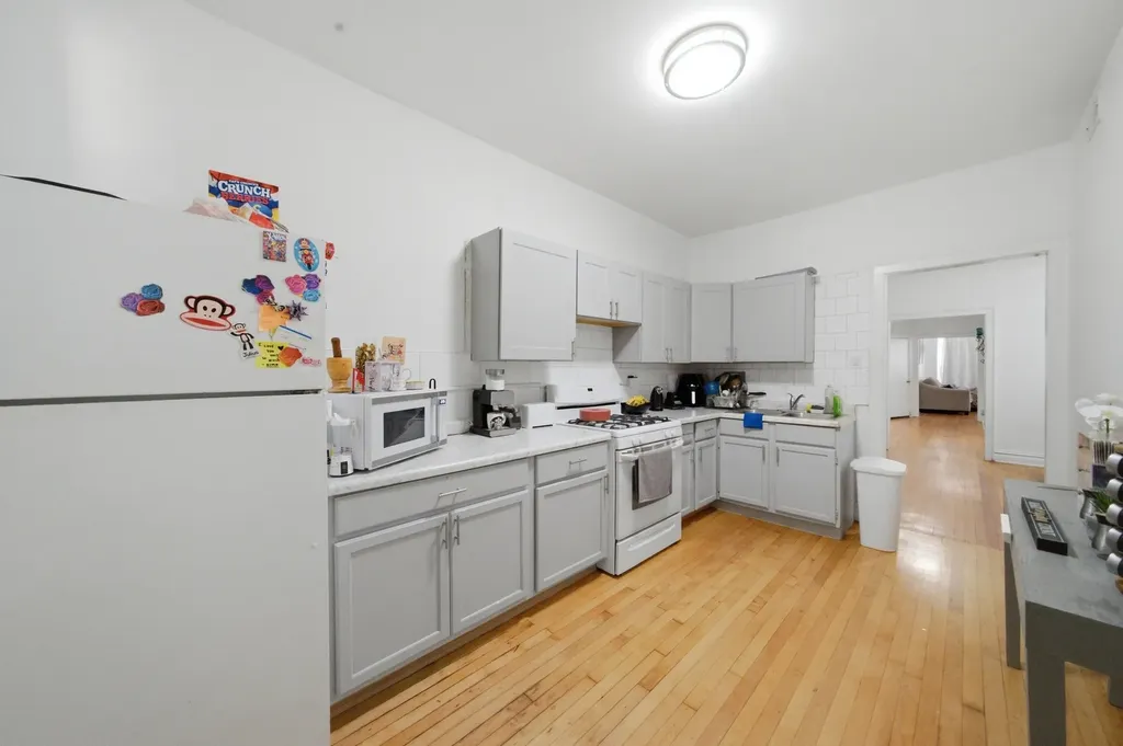 2038 North Kostner Avenue Chicago IL 60639