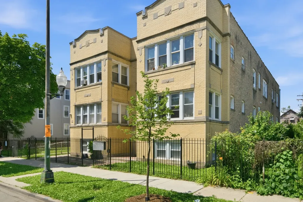 2038 North Kostner Avenue Chicago IL 60639