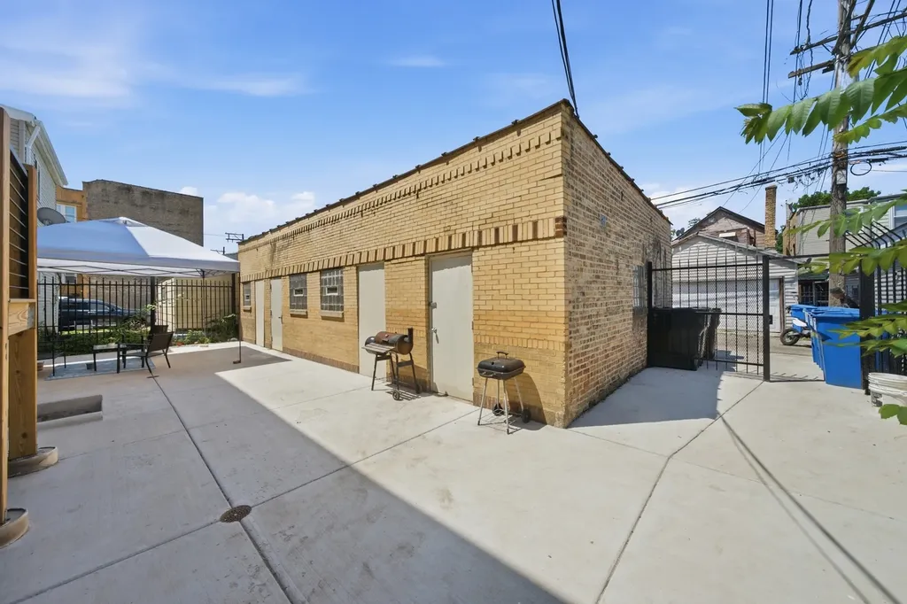 2038 North Kostner Avenue Chicago IL 60639